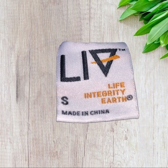 NWT Life Integrity Earth Hiking Skort, Size Small - Picture 11 of 12